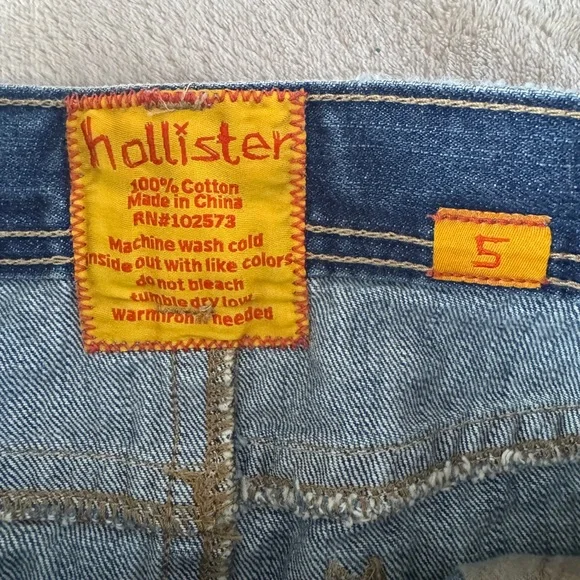 Hollister Distressed Denim Mini Skirt Blue Frayed Hem Size 5 - Picture 3 of 13